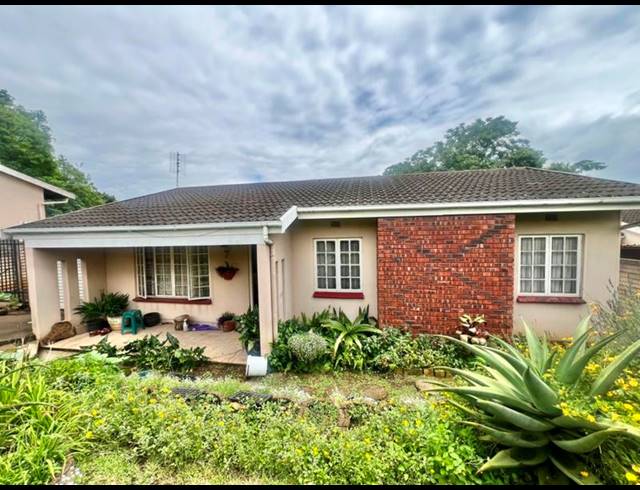 3 BEDROOM TOWNHOUSE FOR SALE IN LINCOLN MEADE